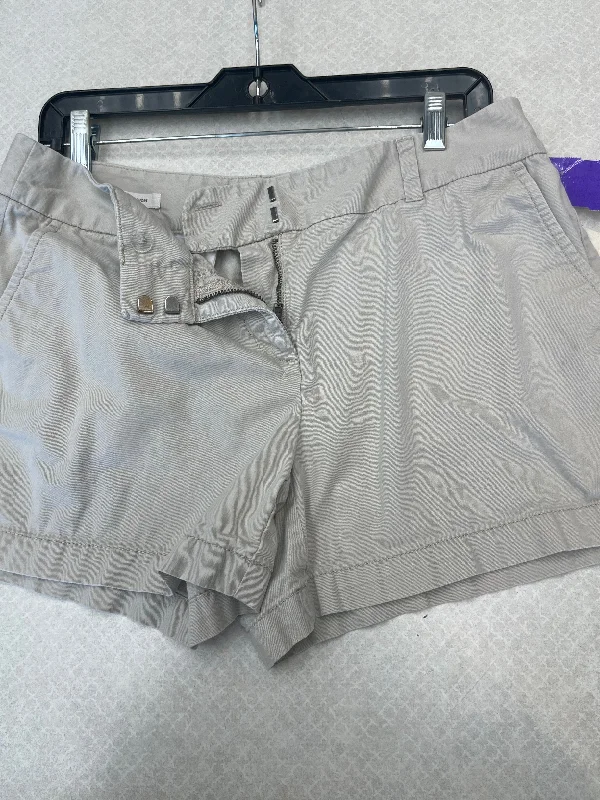 Khaki Shorts Loft O, Size 6